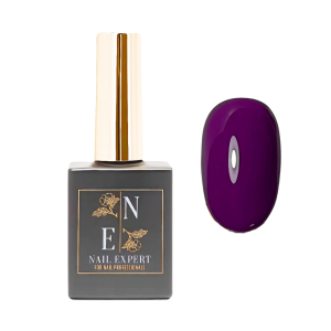 Wednesday Smooth gel polish Nail Expert